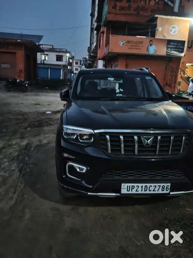 Mahindra Car