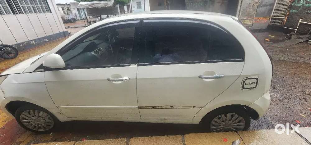 Tata Vista Tech Ls 2013