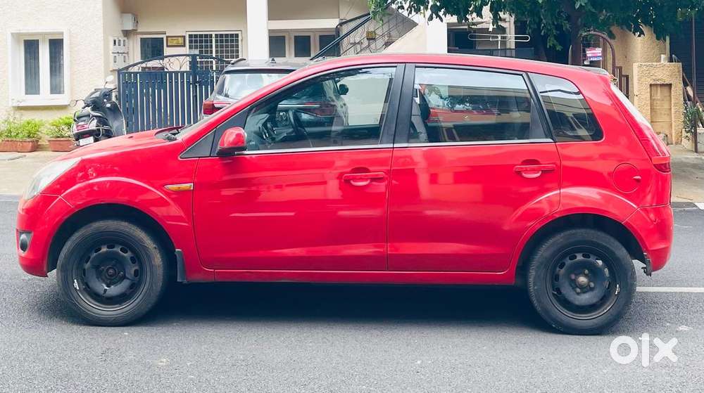 Ford Figo Petrol Titanium, 2010