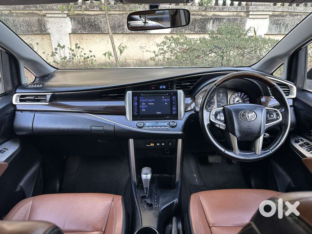 Toyota Innova Crysta