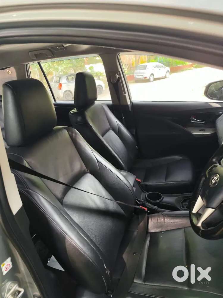 Toyota Innova Crysta Diesel 2017 Year