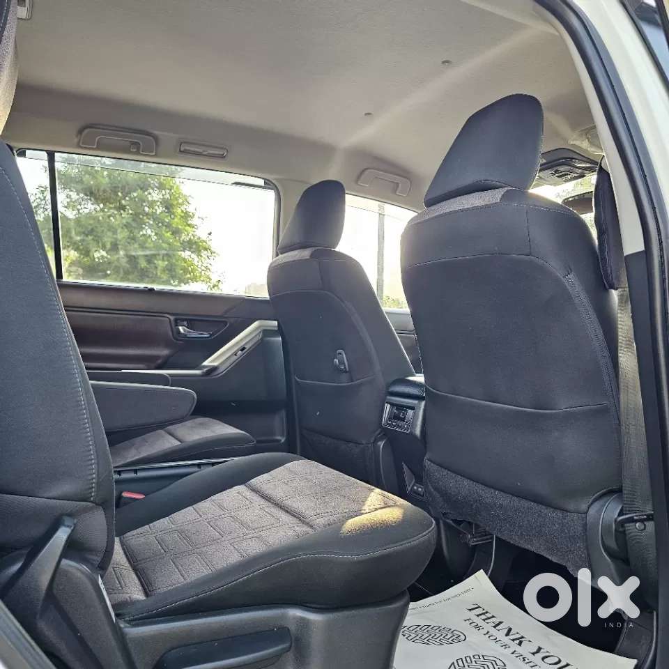 Toyota Innova Hycross, 2025, Petrol
