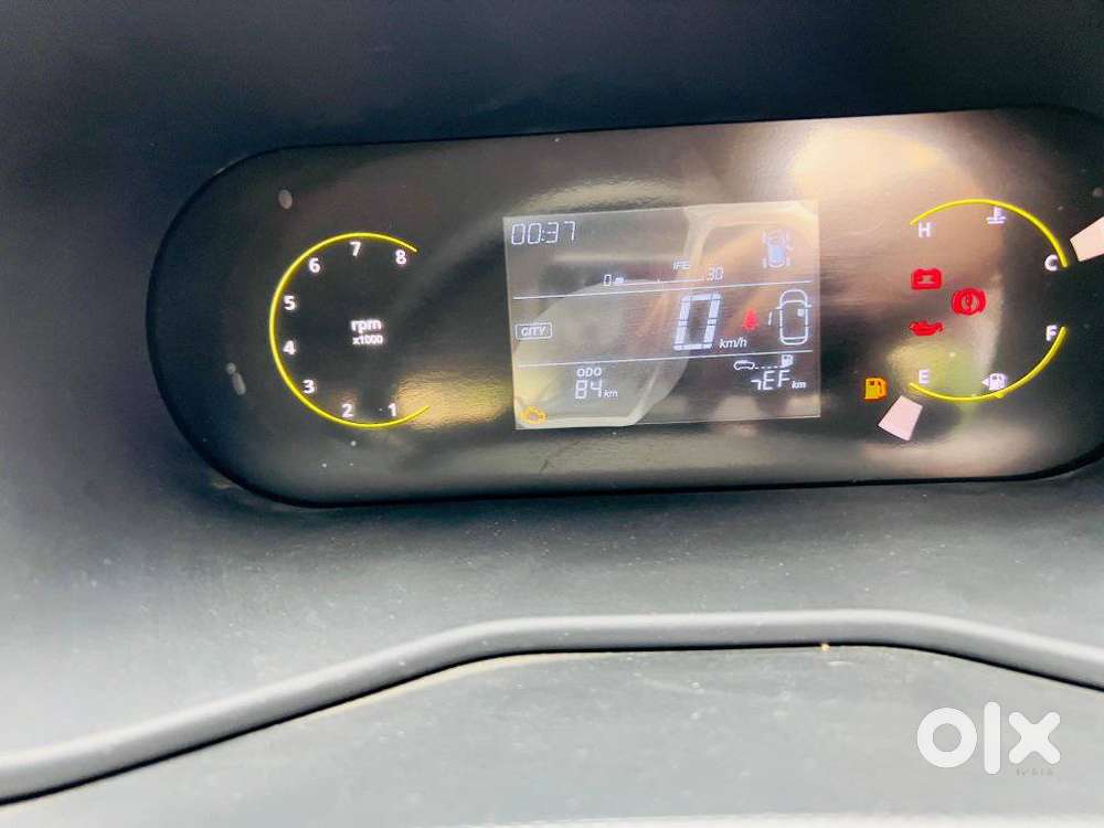 Tata Nexon Pure 1.2 Revotron Petrol 6 Mt, 2026, Petrol