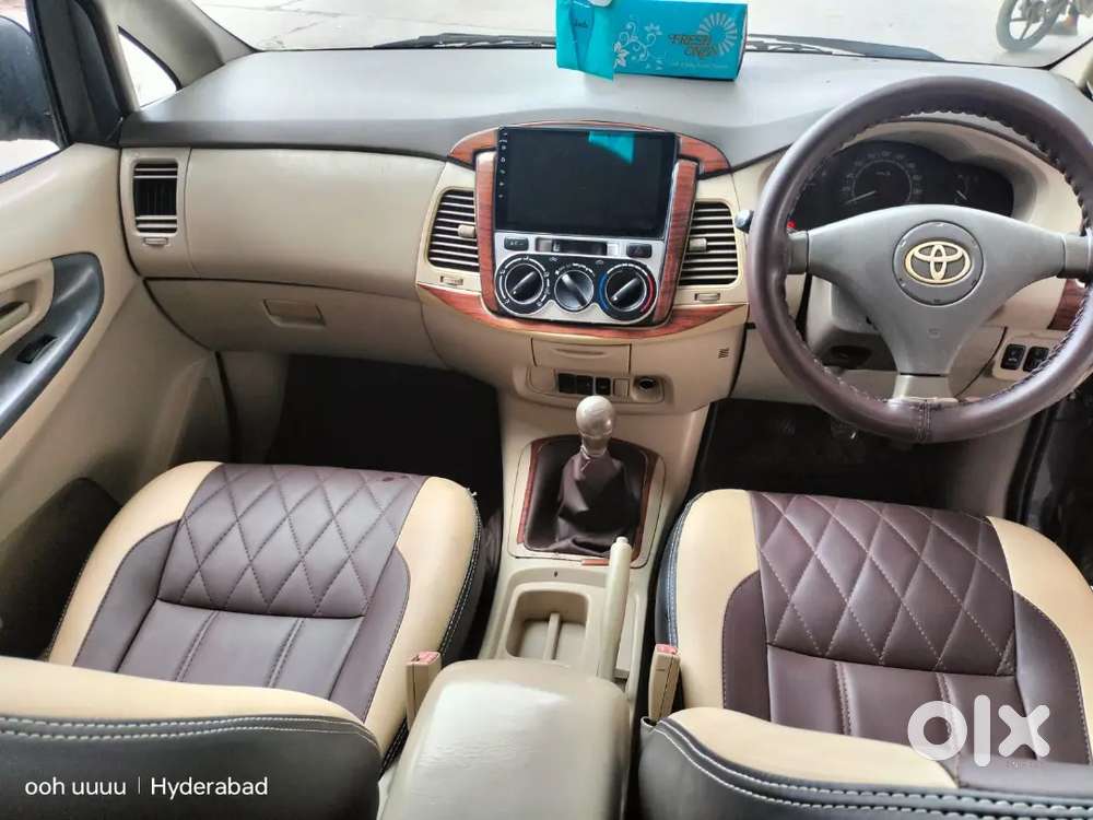 Toyota Innova 2011 Diesel 2nd Owner