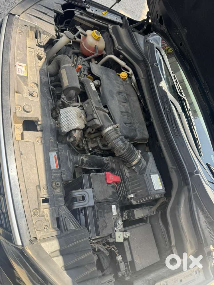 Mahindra Xuv300 Petrol 2024