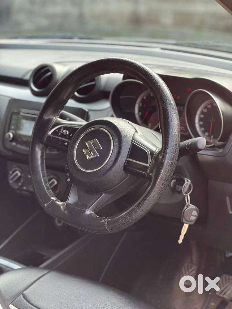 Maruti Suzuki Swift Vxi 1.2 Abs Bs-iv, 2018, Petrol