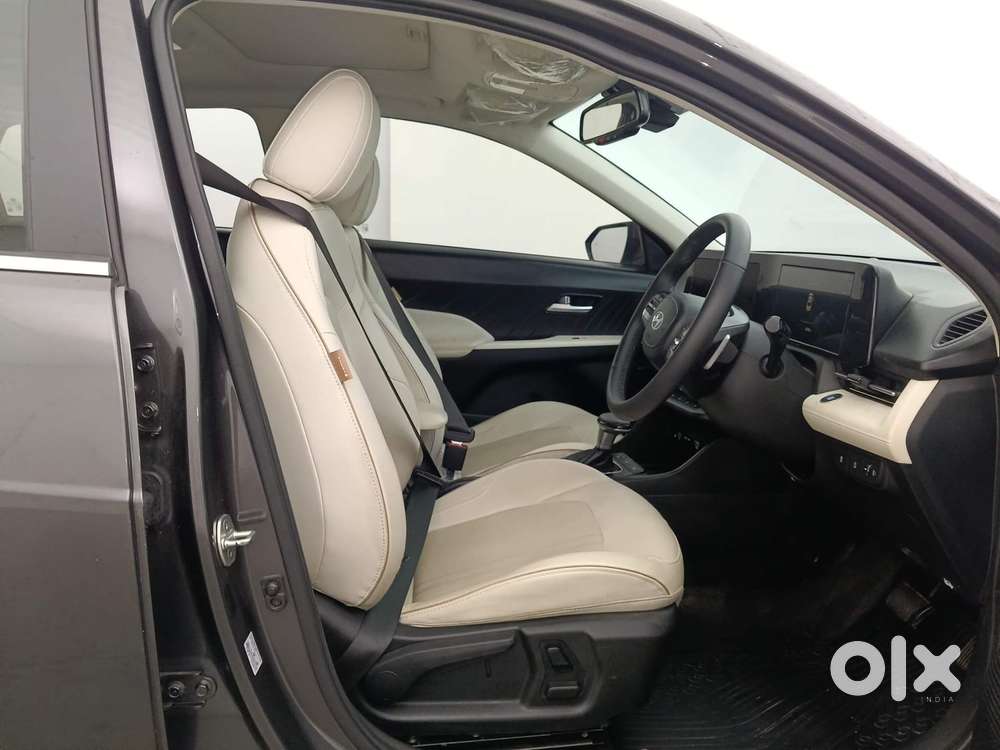 Hyundai Verna 1.5 Sx (o) Vtvt Ivt, 2023, Petrol