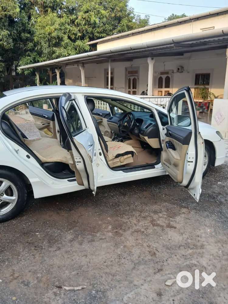 Honda Civic 2011 Petrol Good Condition ( Petrol - Cng ) With Sunroof