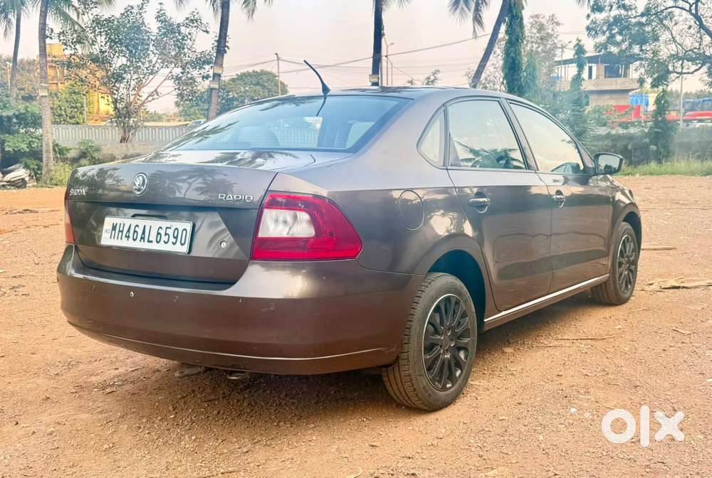 Skoda Rapid 1.5 Tdi At Elegance Black Package, 2015, Diesel