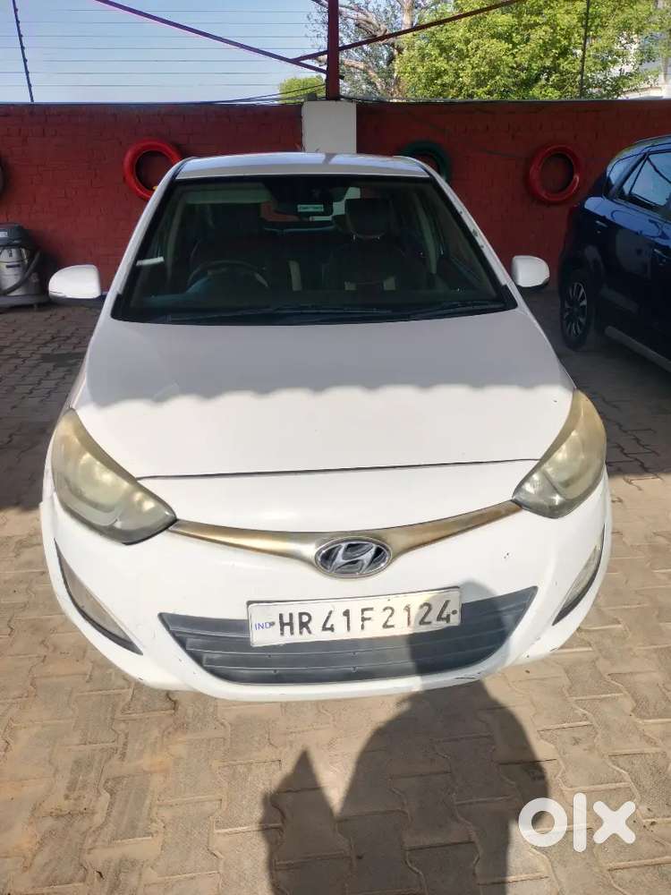 Hyundai I20 2012 Diesel 190000 Km Driven