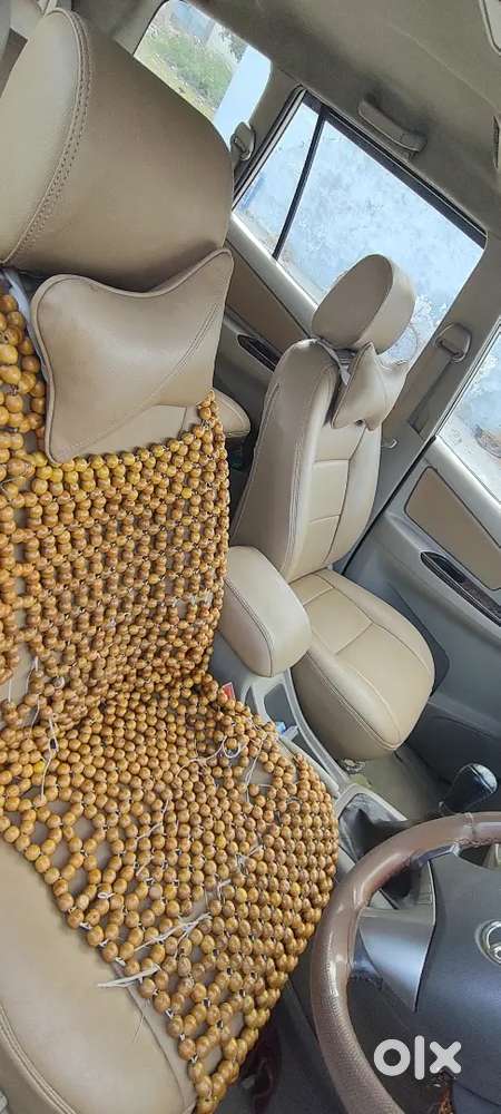 Innova Genuine Reading And Showroom Track For Sell Tyers