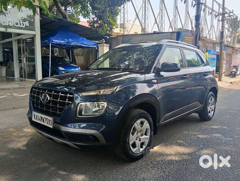 Hyundai Venue S Turbo, 2019, Petrol