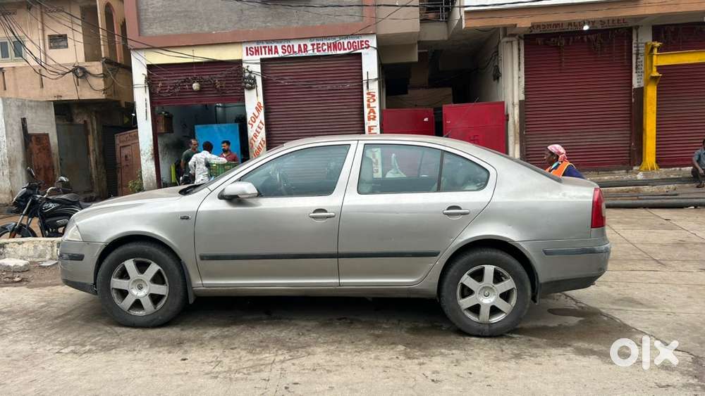 Skoda Laura Diesel 235000 Km Driven