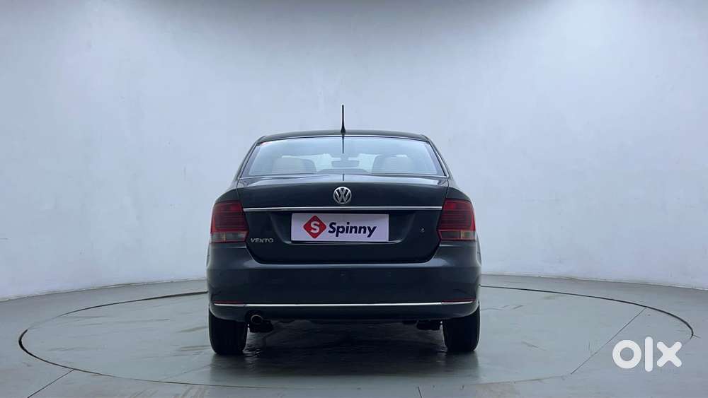Volkswagen Vento Petrol Highline, 2016, Petrol