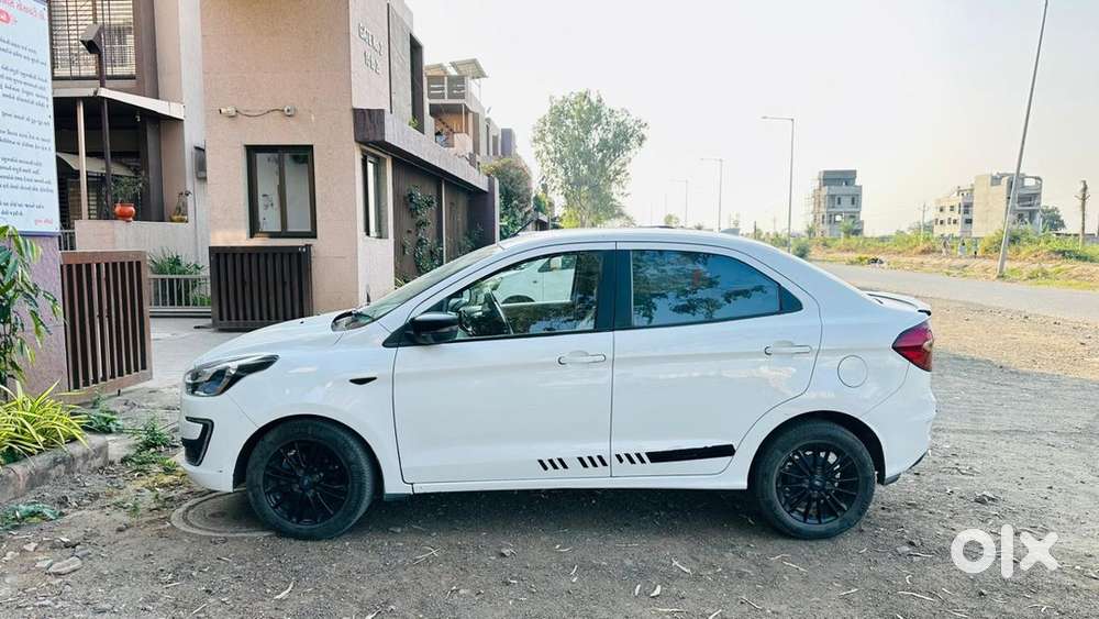 Ford Aspire Titanium 2018