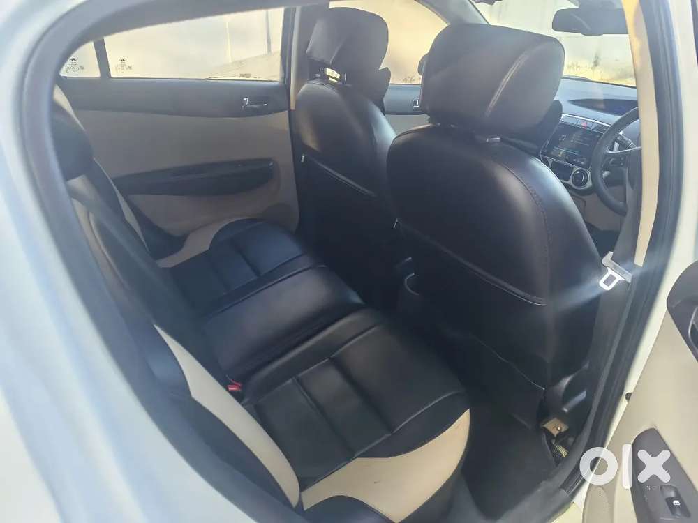 Hyundai I20 2012 Diesel 97000 Km Driven