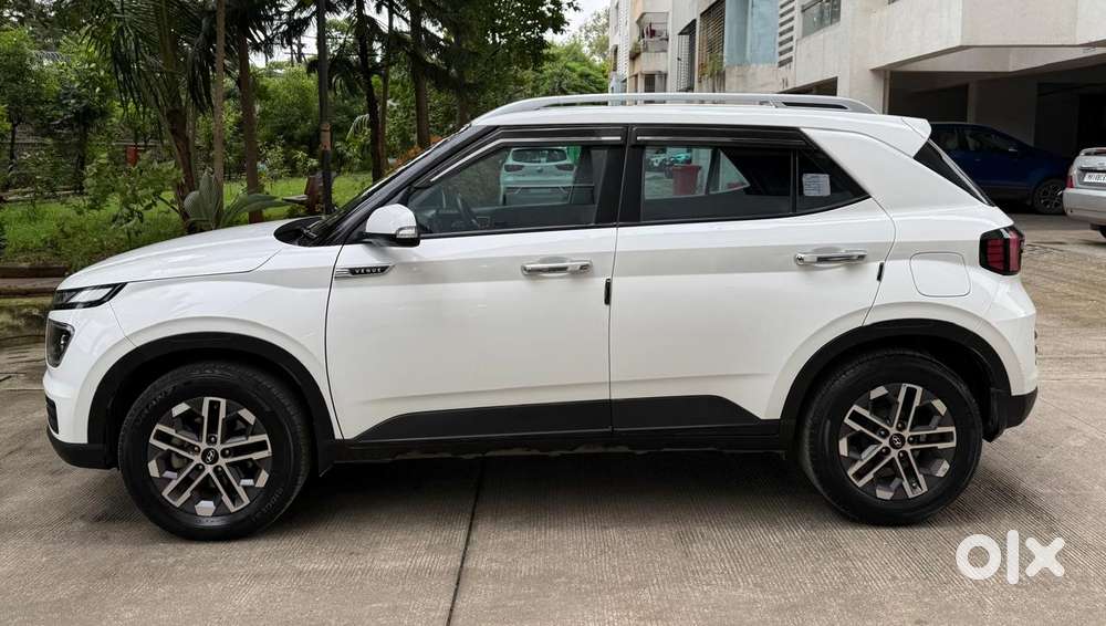 Hyundai Venue Sx Mt, 2023, Diesel