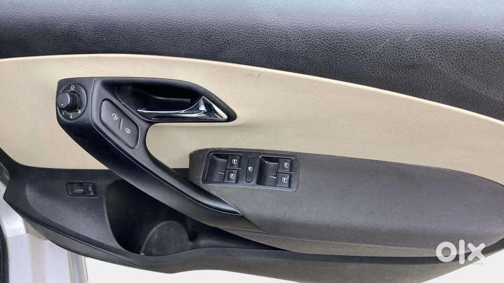 Skoda Rapid 1.0 Ambition Tsi At, 2021, Petrol