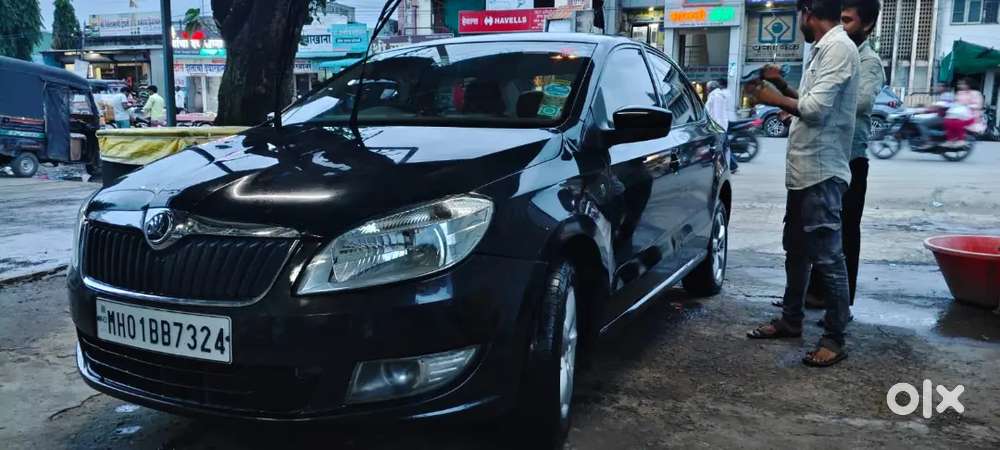 Skoda Rapid Elegance 2012 Diesel