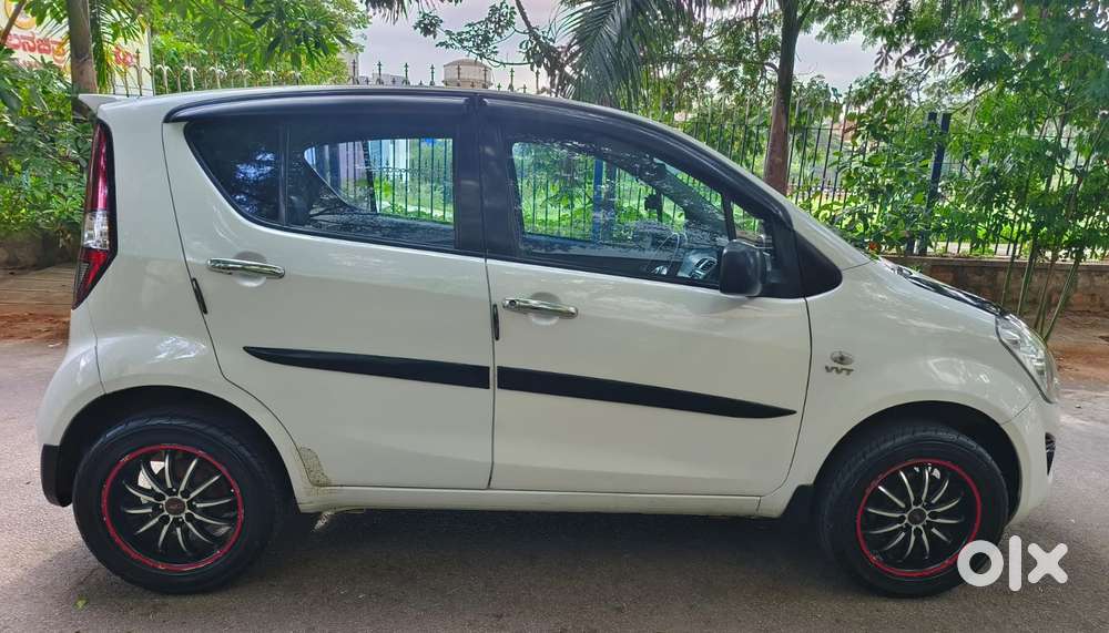 Maruti Suzuki Ritz Vxi, 2013, Petrol