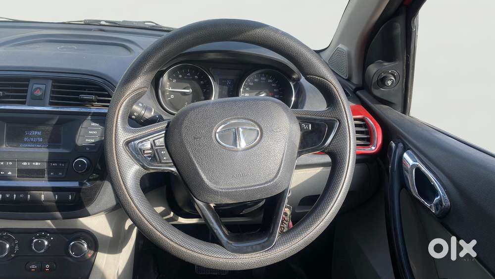 Tata Tiago 1.2 Revotron Xza, 2018, Petrol