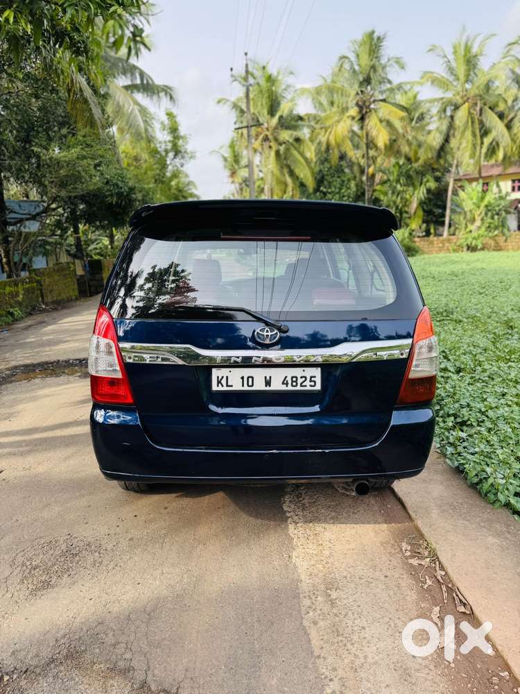 Toyota Innova 2.5 V 7 Str, 2005, Diesel