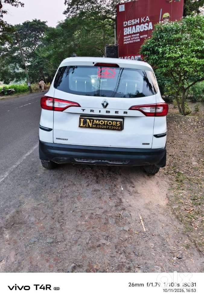 Renault Triber Rxt, 2021, Petrol