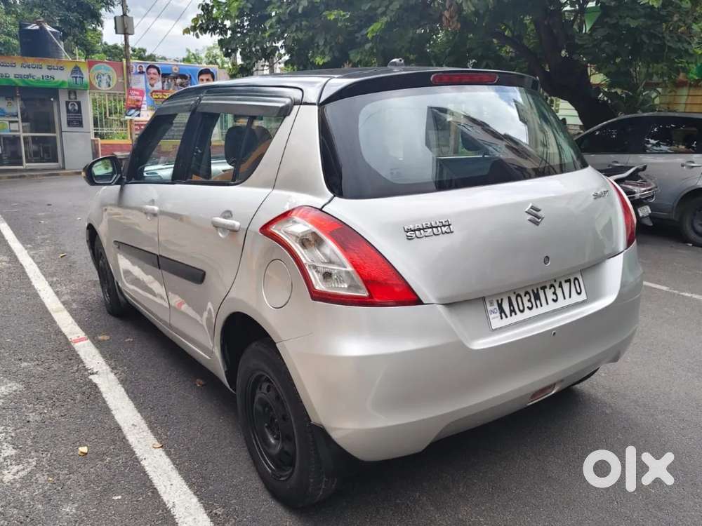 Maruti Suzuki Swift VXi BSIV, 2013, Petrol