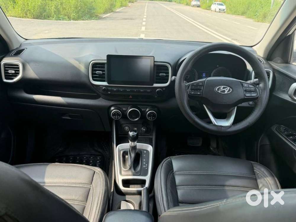 Hyundai Venue 1.0 Sx (o) Turbo Dct, 2019, Petrol