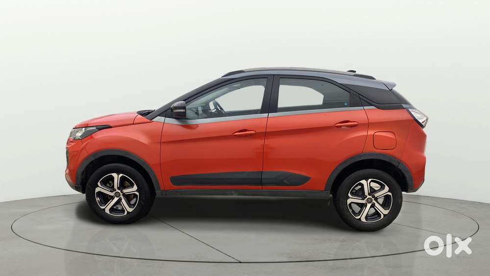 Tata Nexon 1.2 Revotron Xza Plus Premium, 2022, Petrol