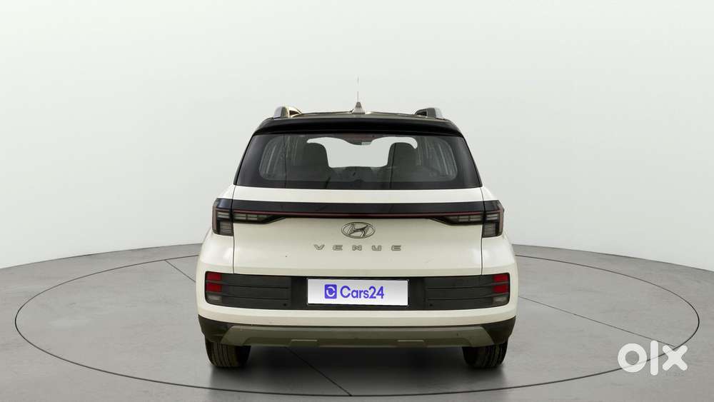 Hyundai Venue 1.2 S (o), 2023, Petrol