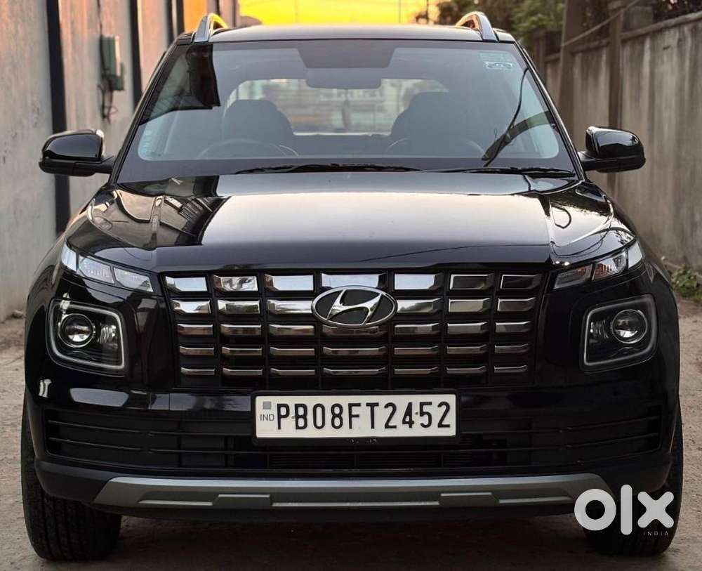 Hyundai Venue, 2025, Petrol