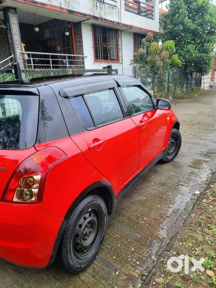 Maruti Suzuki Swift Petrol Good Condition. Well Maintained