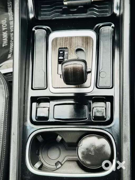 Mahindra Alturas G4, 2022, Diesel