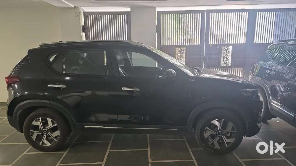 Kia Sonet 2023 Petrol Well Maintained