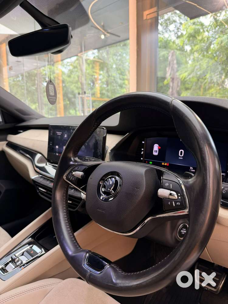 Skoda Octavia 2.0 L K Tsi At, 2022, Petrol