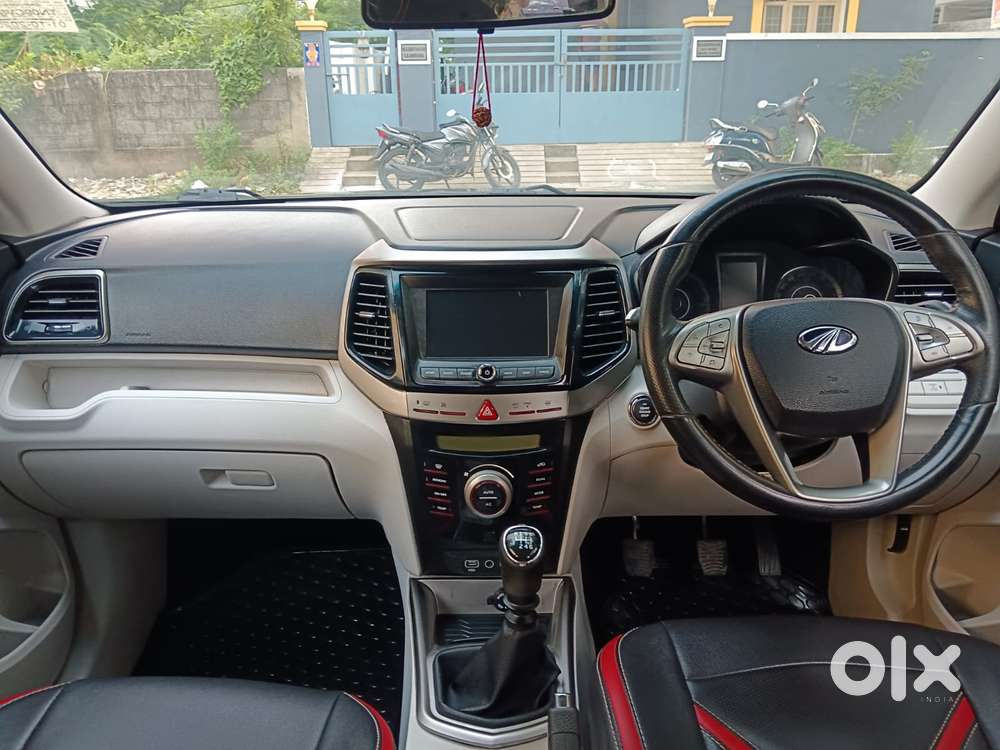 Mahindra Xuv300 W8, 2020, Petrol