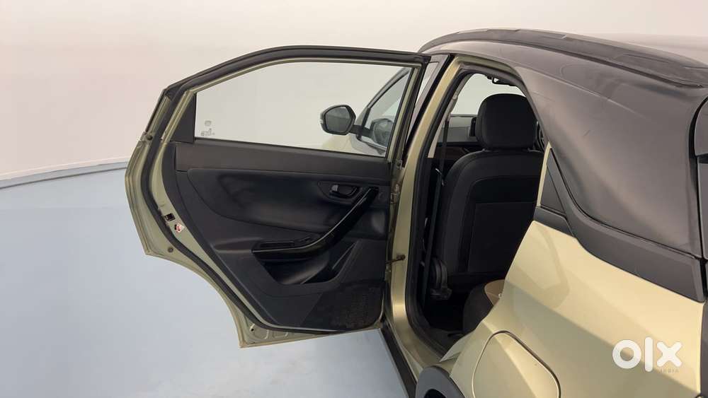 Tata Nexon 1.2 Revotron Xz Plus Kaziranga, 2022, Petrol