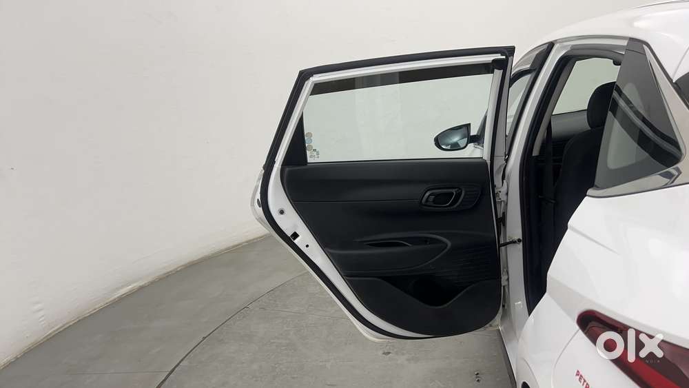 Hyundai I20 Sportz 1.2 Ivt, 2022, Petrol