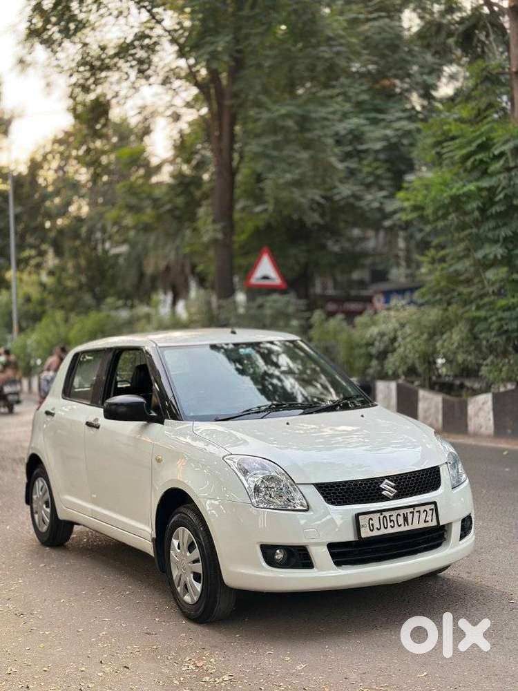 Maruti Suzuki Swift Vxi Optional, 2010, Petrol