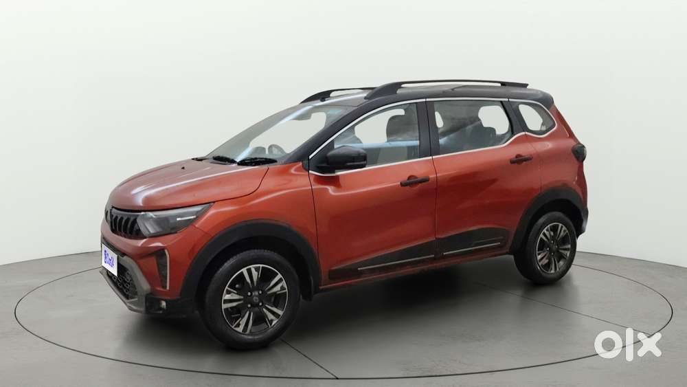 Renault Triber Rxt Easy-r Amt, 2025, Petrol