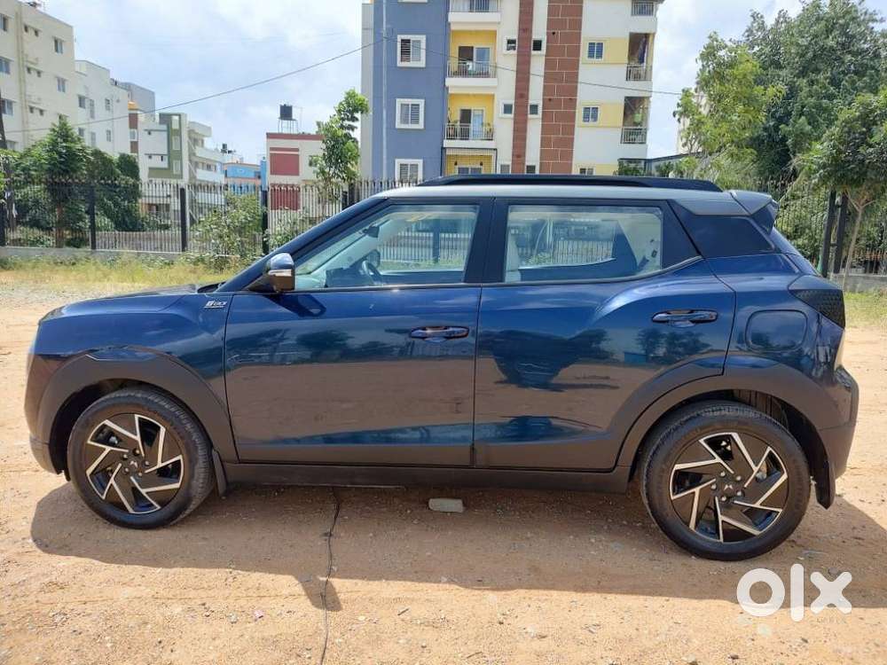 Mahindra Xuv 3xo Ax7l 1.2 Petrol At (pg), 2024, Petrol
