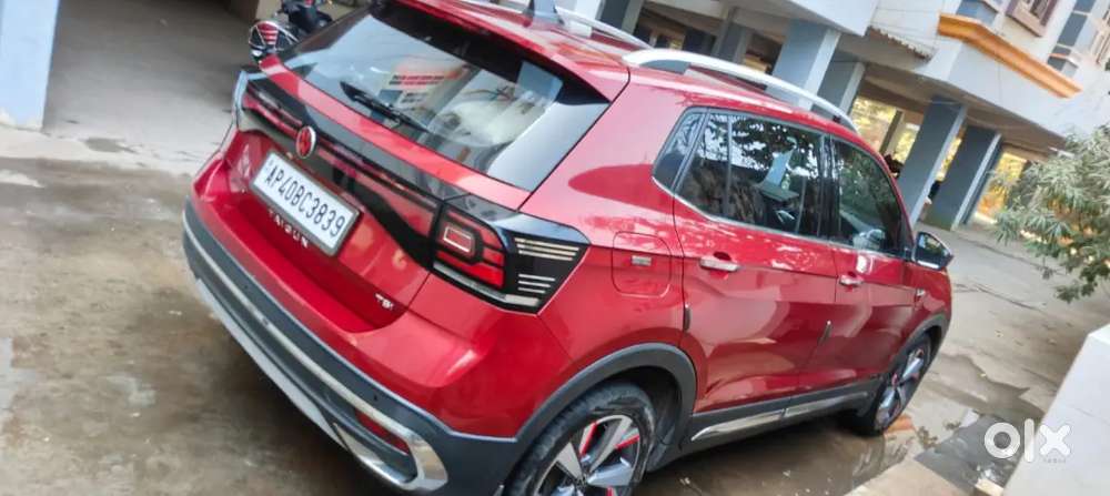 Vw Taigun Topline, Automatic With Beautiful Interiors And Ventilated