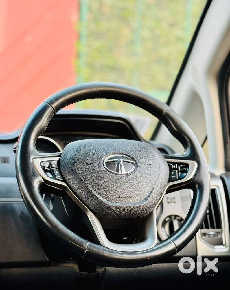 Tata Hexa 2.2 Xt 4x2 7 Str, 2017, Diesel