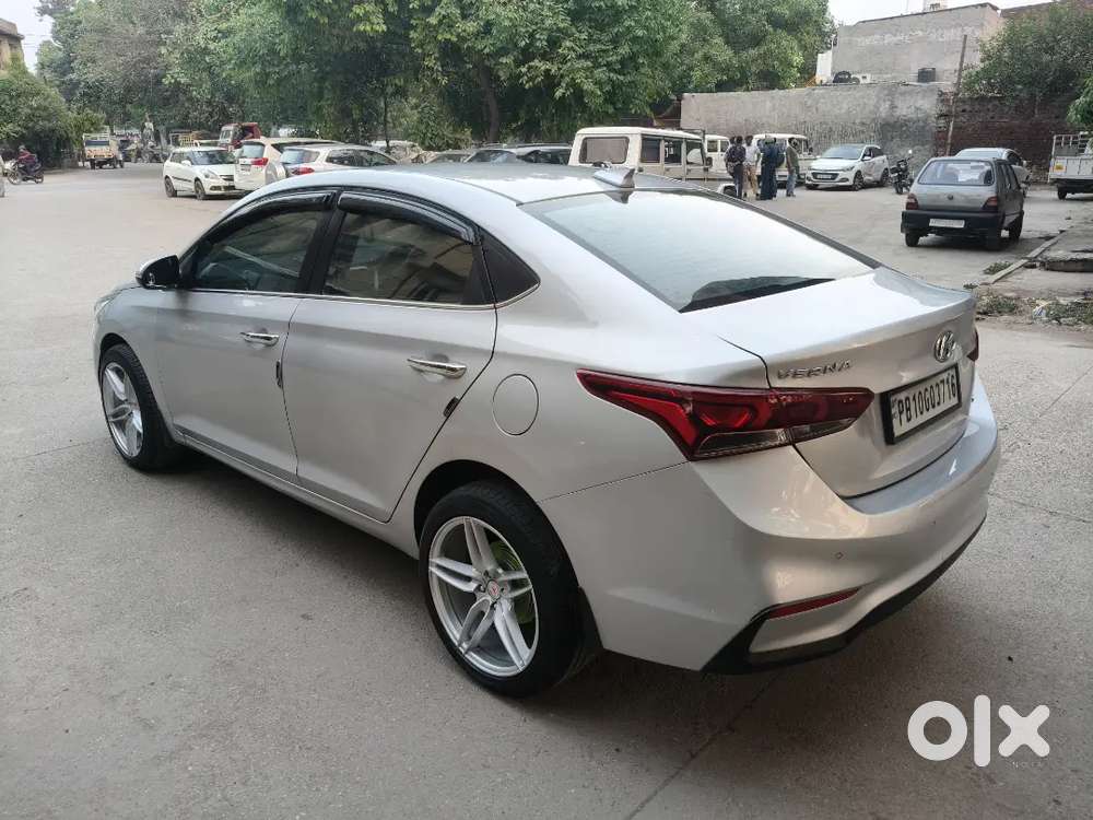 Verna Disel 1.6 Sx First Owner Car Full Insure Allowy Trye Brand New