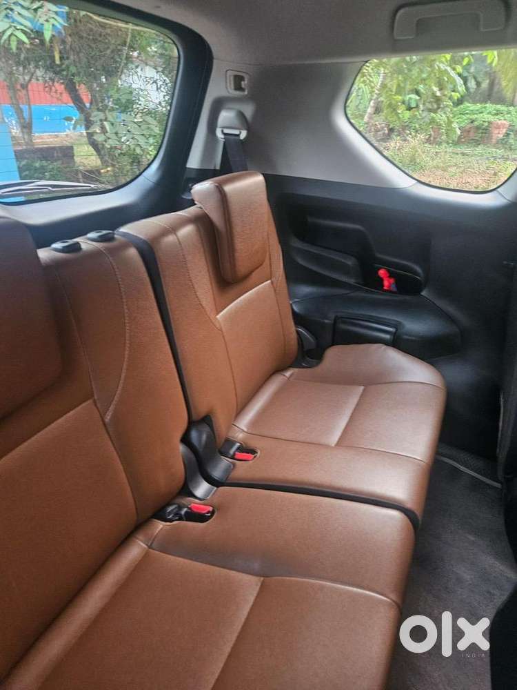 2.8 Z Automatic Toyota Crysta 2016