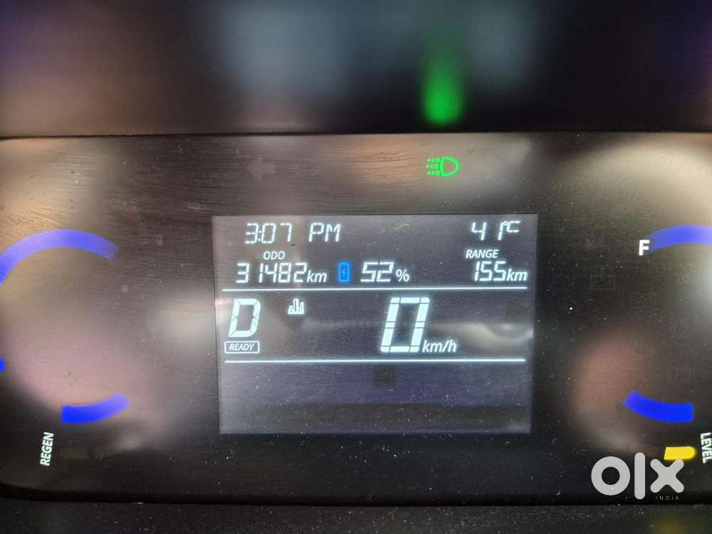 Tata Punch Ev Adventure Lr Ac Fc 2024 31482 Km Driven & 2 Years Old