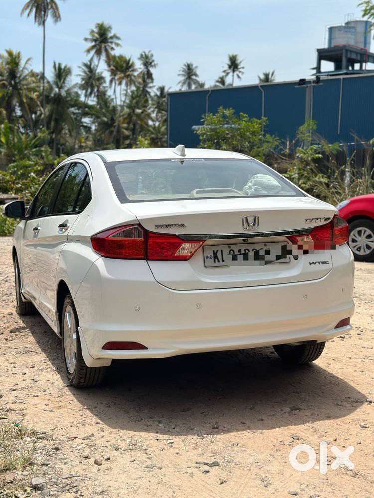 Honda City V Mt, 2014, Petrol
