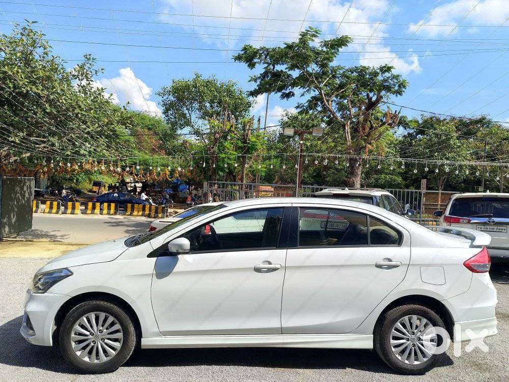 Maruti Suzuki Ciaz 1.5 Alpha Shvs Mt, 2021, Petrol