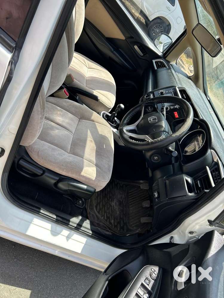 Honda Jazz Sv Mt I-vtec, 2015, Cng & Hybrids